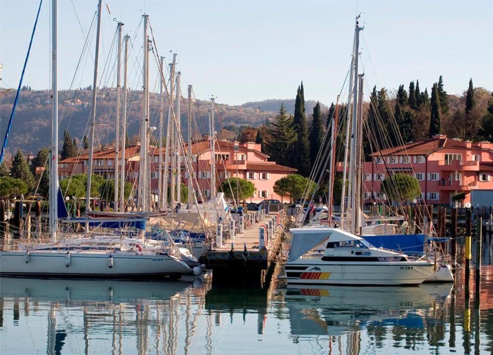 Residence Marina Rose M Apartment By Locap Group Portorož Eksteriør billede